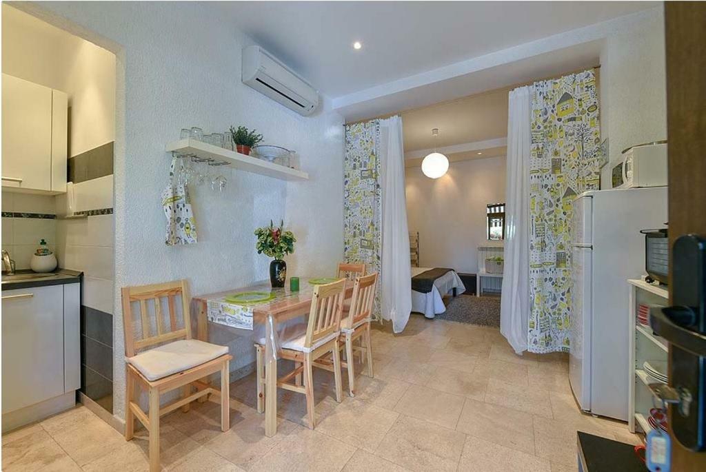 Studio Melanija Rovinj Luaran gambar